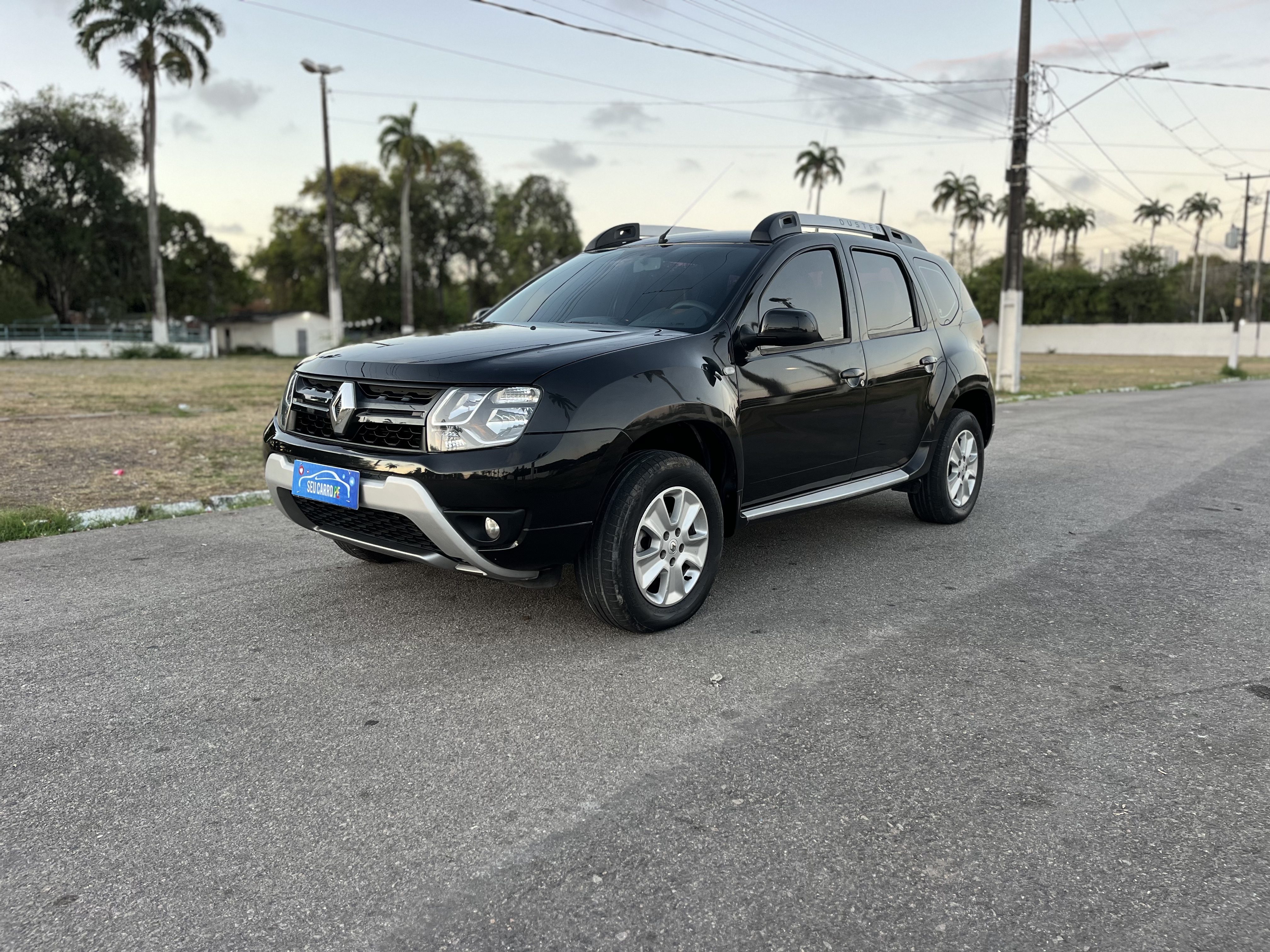 RENAULT DUSTER 1.6 DYNAMIQUE 4X2 2016/2017 PRETA PCI0D39