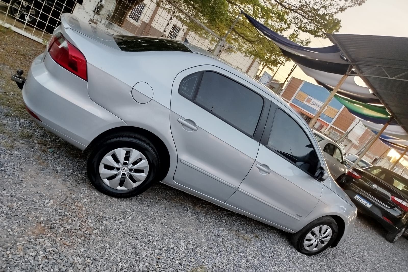 VW - VolksWagen VOYAGE TREND 1.6 Mi Total Flex 8V 4p